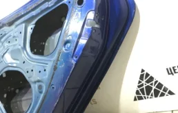 Накладка на дверь задняя правая для Hyundai Solaris 2016 года на фотографиях