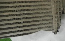 Интеркулер левый для Audi Q8 на фотографиях