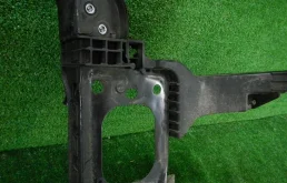 Панель радиатора (телевизор) для Kia Cerato 2018 года на фотографиях