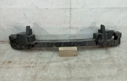 Абсорбер переднего бампера для Nissan X-Trail 2014 года на фотографиях