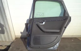 Двери для Audi A4 2006 года на фотографиях