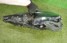 Фара левая для Audi Q8 на фотографиях