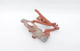 Петля капота левая для BMW 5er на фотографиях