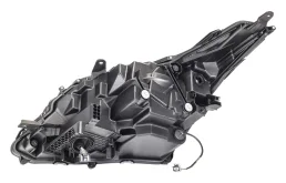 Фары для Lexus RX 2022 года на фотографиях