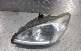 Фара правая для Mercedes-Benz Vito 2005 года на фотографиях