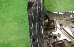 Дверь багажника для Toyota RAV4 2018 года на фотографиях