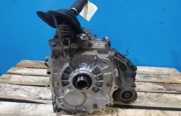 Раздатка для Mitsubishi Pajero 1998 года на фотографиях