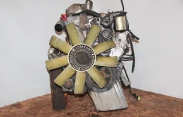 Двигатель без навесного для SsangYong Rexton 2005 года на фотографиях