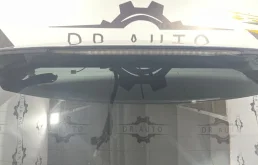 Накладка двери багажника для Lexus RX 2022 года на фотографиях