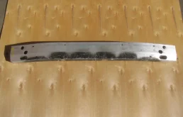 Усилитель переднего бампера для Lexus RX 2008 года на фотографиях