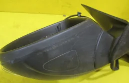 Стекла и зеркала для Volkswagen Tiguan 2014 года на фотографиях