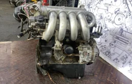 Двигатель для Mazda Familia 2003 года на фотографиях