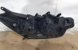 Фара левая для Kia Cerato 2014 года на фотографиях