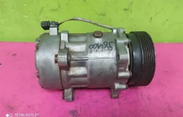 Компрессор кондиционера для Skoda Octavia 2002 года на фотографиях