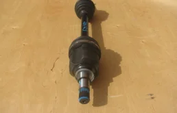 Привод передний левый для Toyota Corolla 2000 года на фотографиях