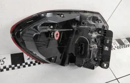 Фонарь внешний правый для BMW X3 2021 года на фотографиях