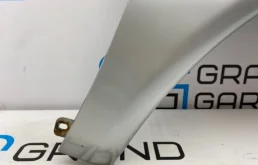 Крылья для Mercedes-Benz M class 2004 года на фотографиях