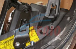 Фара левая для Lexus RX 2005 года на фотографиях