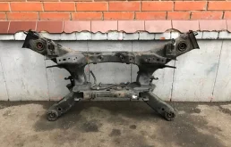 Задняя балка для Nissan Murano 2015 года на фотографиях