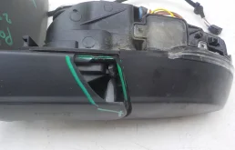 Стекла и зеркала для Volkswagen Polo 2019 года на фотографиях