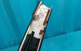 Стекла и зеркала для Mercedes-Benz C class 2009 года на фотографиях