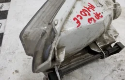 Противотуманка (ПТФ) передняя правая для Ford Kuga 2018 года на фотографиях