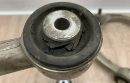 Рычаг передний левый верхний для Mercedes-Benz GL class 2007 года на фотографиях