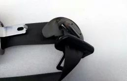 Ремень безопасности передний правый для Kia Rio 2014 года на фотографиях