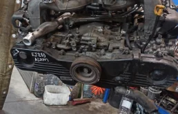 Двигатель для Subaru Legacy 2010 года на фотографиях