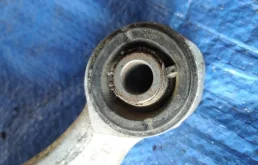 Рычаг задний левый нижний для Nissan Murano на фотографиях