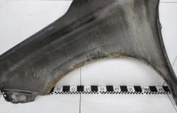 Крыло правое для Lexus RX 2004 года на фотографиях