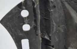 Крылья для Volkswagen Touareg 2002 года на фотографиях