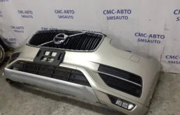 Решетка переднего бампера для Volvo XC90 2017 года на фотографиях