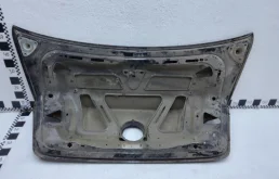 Крышка багажника для Volkswagen Passat 2015 года на фотографиях