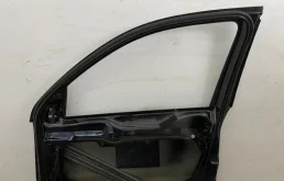 Двери для Volkswagen Tiguan 2008 года на фотографиях