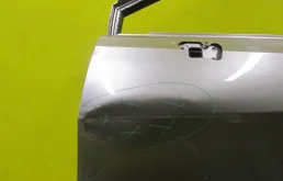 Дверь передняя левая для Lexus RX 2022 года на фотографиях