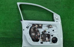 Накладка на дверь передняя левая для Volkswagen Polo на фотографиях