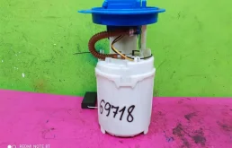 Топливный насос для Volkswagen Passat 2009 года на фотографиях