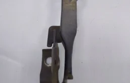 Петля капота левая для Hyundai ix35 на фотографиях