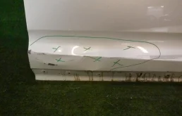 Дверь передняя правая для Lexus RX 2010 года на фотографиях