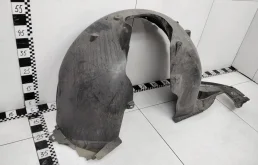 Подкрылок передний левый для Skoda Octavia 2014 года на фотографиях