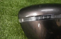 Стекла и зеркала для Nissan X-Trail 2021 года на фотографиях