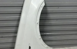 Крыло переднее правое для BMW X3 F25 2010-2017