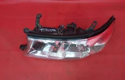 Фара левая для Toyota Land Cruiser 2010 года на фотографиях