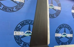 Двери для Mercedes-Benz M class 1999 года на фотографиях