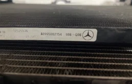 Кассета радиаторов для Mercedes-Benz S class 2013 года на фотографиях