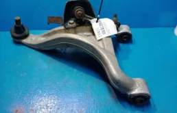 Качающийся рычаг левый для Nissan Murano 2011 года на фотографиях