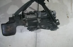 Раздатка для Mitsubishi Pajero 2001 года на фотографиях