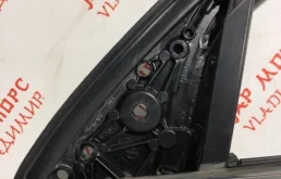 Дверь передняя левая для Audi A4 2001 года на фотографиях