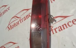 Фонарь внешний правый для Nissan X-Trail 2005 года на фотографиях